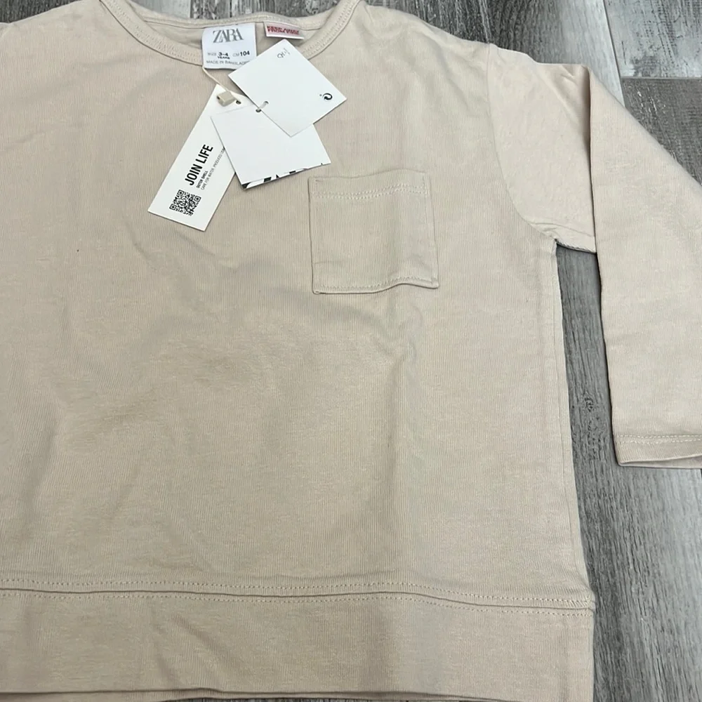 Zara Plain Pocket T-Shirt